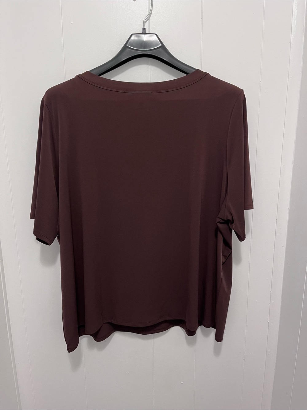 Universal Standard Tee - Picture 2 of 4